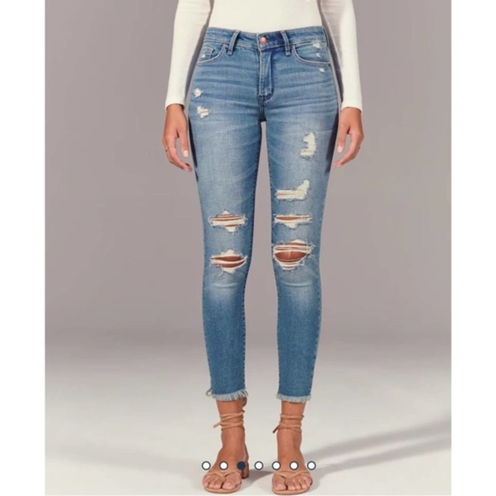 Abercrombie & Fitch Harper low rise ankle jeans